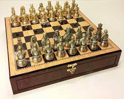 Pewter Metal Medieval Times Crusades Busts Knight Chess Set Storage Board 20 Knight Chess Chess Lego Knights Kingdom