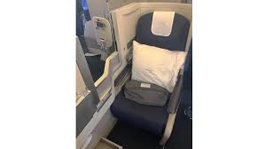 That's a business class seat on aa and many other airlines. Flight Review British Airways Boeing 777 200 772 Club World Mumbai London Business Traveller