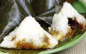 Getas ketan hitam ini adalah variasi dari gemblong pada resep sebelumnya, ditandai dengan penggunaan tambahan tepung ketan hitam di samping ketan putih dan lapisan gula putih. Falsafah Iwel Iwel Halaman All Kompasiana Com