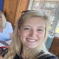 Alicia Woods's Instagram, Twitter & Facebook