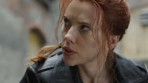 Scarlett Johansson demanda a Disney