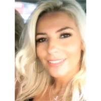 Linda Grogan's Instagram, Twitter & Facebook