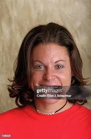 Jennifer Schechter's Instagram, Twitter & Facebook