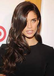 Beautiful Sara Sampaio Hair Color Auburn Hair Styles Brunette Hair Color