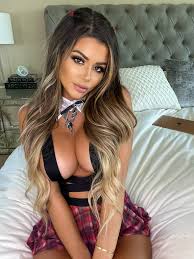 TW Pornstars - Juli.Annee. Twitter. 😇. 11:39 PM - 19 Aug 2022