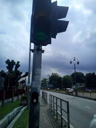 Misalnya, soal jalan berlubang dan penerangan lampu serta infrastruktur lainnya. Download Aduan Lampu Isyarat Rosak Selangor Images Rosakgaleri