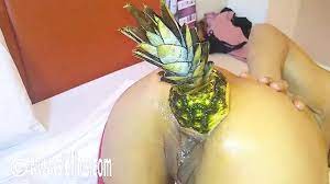 Fucking Her Ass With a Huge Pineapple | xHamster