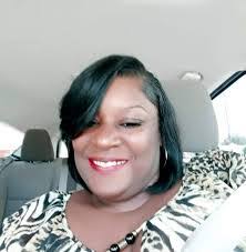 Renee Sowell's Instagram, Twitter & Facebook