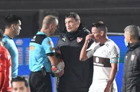 Ha salido muy bien de la operación. 6tenhjp6lo5qpm