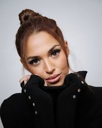 Emma Arrebot-Natou ♕ (@emmaarrebotnatouoff) • Instagram photos and videos