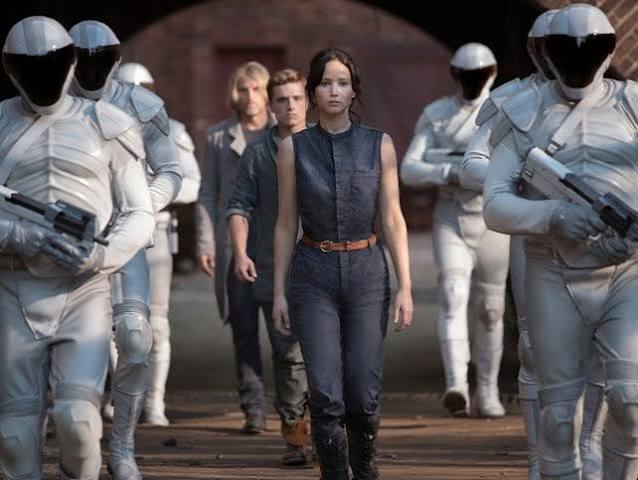 The Hunger Games: Catching Fire" is a superior sequel