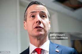 99 Bernie Hart Photos & High Res Pictures