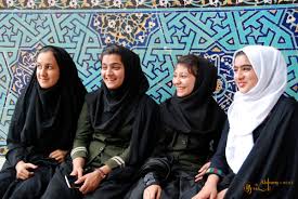 Aussprache von iraner übersetzungen von iraner synonyme, iraner antonyme. Iran Alsharq
