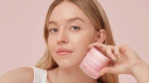 Sydney Sweeney Swears by Laneige's New Bouncy & Firm Sleeping Mask for  Glowing Skin | Teen Vogue