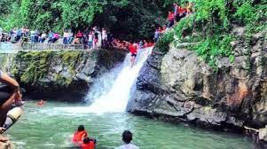 Dalam segi fasilitas wisata loji karawang ini terus mengalami perubahan/berbenah untuk sebagai catatan warga masyarakat sekitar lebih mengenal dengan nama wisata curug ciomas. 34 Tempat Wisata Di Karawang Yang Menarik Dikunjungi