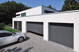 Garage Mit Sektionaltor Garagentor Garagentore Sektional Garagentor