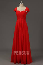 Camaïeu s'en fait une spécialité, et vous propose une collection mode étourdissante. Robe De Soiree Longue Rouge A Petit Prix Robedesoireelongue Fr