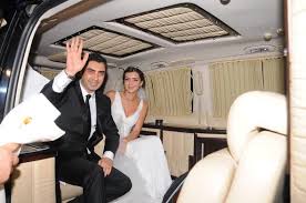 Necati şaşmaz 'ın oğlu ali nadir şaşmaz. Dedikodulara Inat El Ele Poz Verdiler Resim