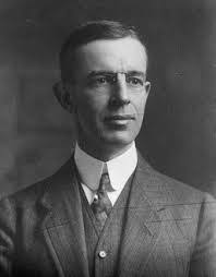 Reginald Geary's Instagram, Twitter & Facebook