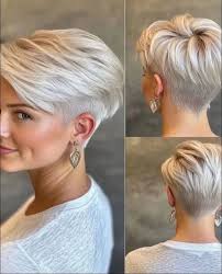 A 360° elf ✂️✂️✂️✂️