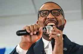 GCSC donates old furnishings to Ethiopian schools in need