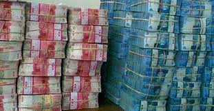 Mendapatkan uang tunai, apalagi dengan jumlah yang besar atau bahkan fantastis, adalah hal yang membuat siapa pun bersemangat. Ingin Cepat Kaya Amalkan Ayat Ayat Ini