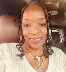 Cheryl Clayton (@huneybrwnsuga) • Instagram photos and videos