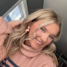 Madison Eicher (@madisoneicher0)