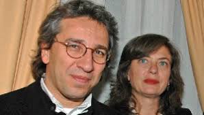 Can dündar, tebligatın ardından villasına yıkım için 4 haziran'da 2 işçi gönderdi. Can Dundar Resimleri Can Dundar Galerileri