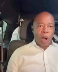 InContract: Congratulations to REAL agent Austin Smithers  (@austinsmithers_) for putting this charming co-op in the Upper East Side  in contract. In just a few days, Austin found the perfect home for his