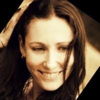 Alisa Farr's Instagram, Twitter & Facebook