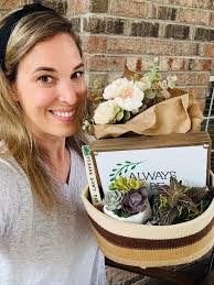 So many awesome gift baskets. I am beyond blown away. This prob isn't even  all of them.