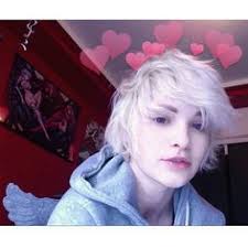 12 Trans makeup look ideas