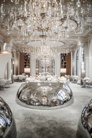 Alain Ducasse Au Plaza Athenee Restaurant Paris Urdesignmag Luxury Restaurant Bar Design Restaurant Restaurant Design