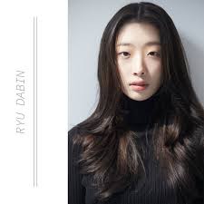 류다빈][#사진] ⠀ 류다빈 배우의💕 새로운 프로필 사진 공개🤭🤭 ⠀ 앞으로도 류다빈 배우에게 많은 관심과 사랑 부탁드립니다💖  ⠀ #RYUDABIN #인연엔터테인먼트