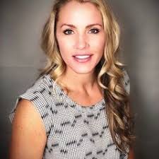 Jill Schilling's Instagram, Twitter & Facebook