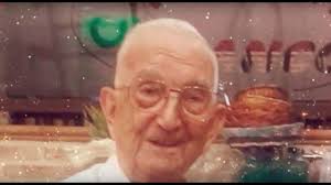 111 sacerdotes, religiosas y religiosos, y un diácono permanente