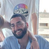 100+ profilů „Cutrano“