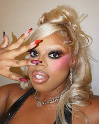 Doll Factory 🖤 Glam for my stunning @easybreezybeautifulsummregirl Nails  by @nailjennetix Hair by @stylesbyad_ #tampa #tampamakeupartist  #tampamakeup #orlando #miami #miamimakeupartist #celebritymakeupartist  #celebritymakeup