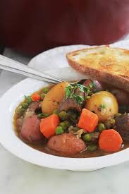 Ragout De Boeuf Aux Legumes Pomme De Terre Carotte Petits Pois Recette Boeuf Aux Legumes Recette De Ragout Ragout De Boeuf