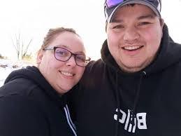 Amy Nading's Instagram, Twitter & Facebook