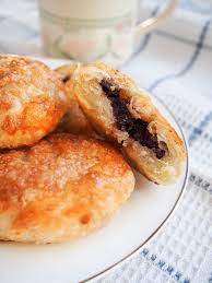 Find plenty of simple baking recipes for delicious cakes at tesco real food. Eccles Cakes Caroline S Cooking