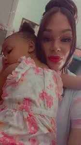 Diamond Mitchell's Instagram, Twitter & Facebook