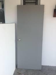 Kayu adalah material yang paling umum digunakan untuk desain pintu rumah. Plywood Door Pintu Kayu Plywood Home Furniture Others On Carousell