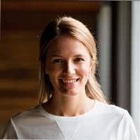 Melody Roche's Instagram, Twitter & Facebook