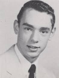 Angie Loomis's Instagram, Twitter & Facebook