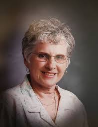 Ashley Knutson's Instagram, Twitter & Facebook