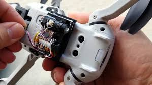 Kenapa kita perlu aplikasi seperti ini? Drone Hacks Hackaday