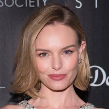 Kate bosworth was born in los angeles, california, to patricia (potter), a homemaker, and harold bosworth, who was an executive for talbots. Kate Bosworth And Her Different Colored Eyes Celebs