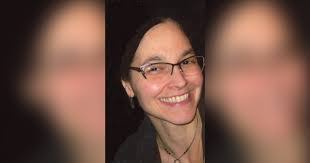 Elaine Larose's Instagram, Twitter & Facebook